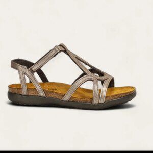 Naot Sandal NWOT